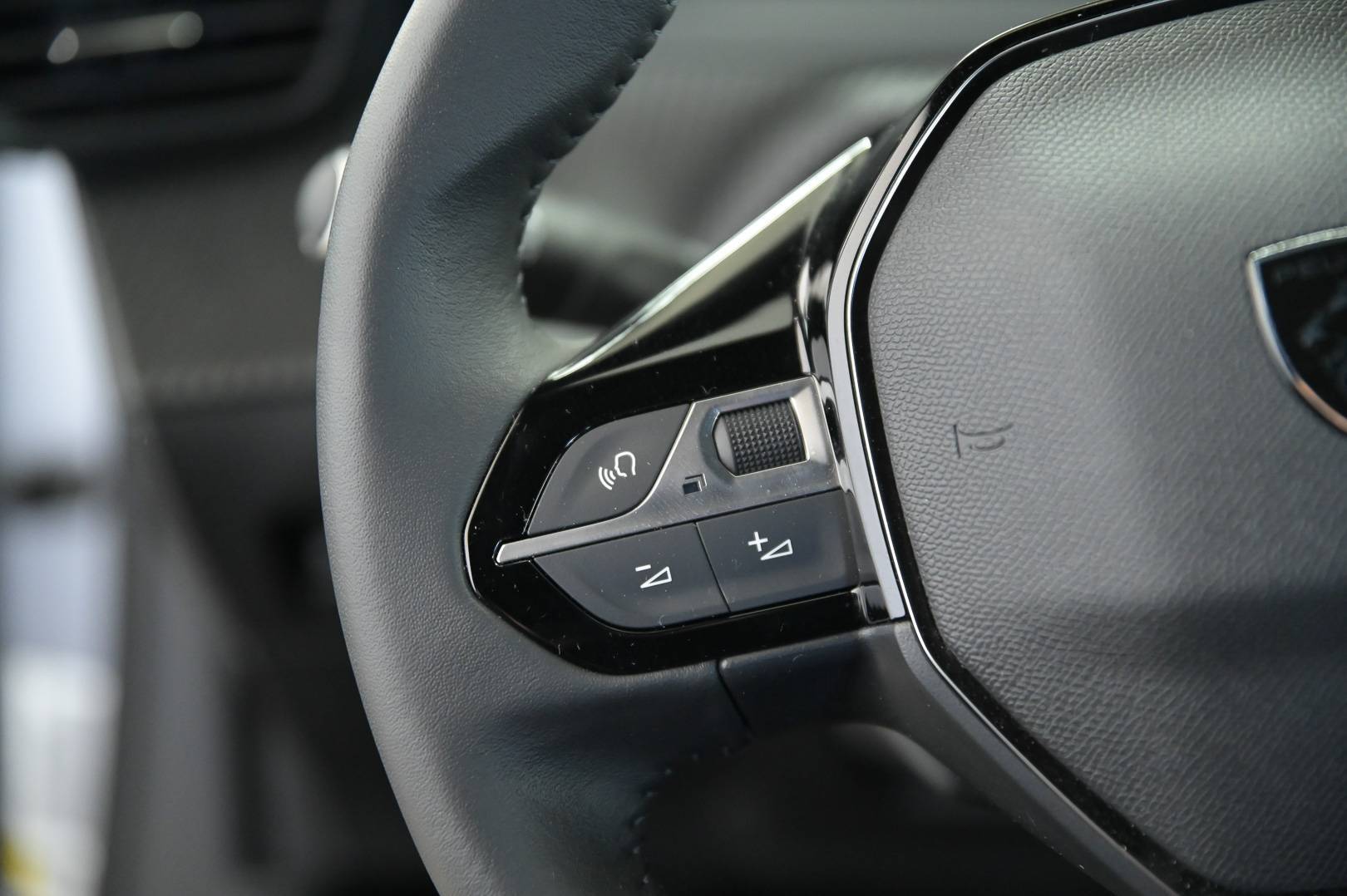 PEUGEOT 2008 - Foto 21
