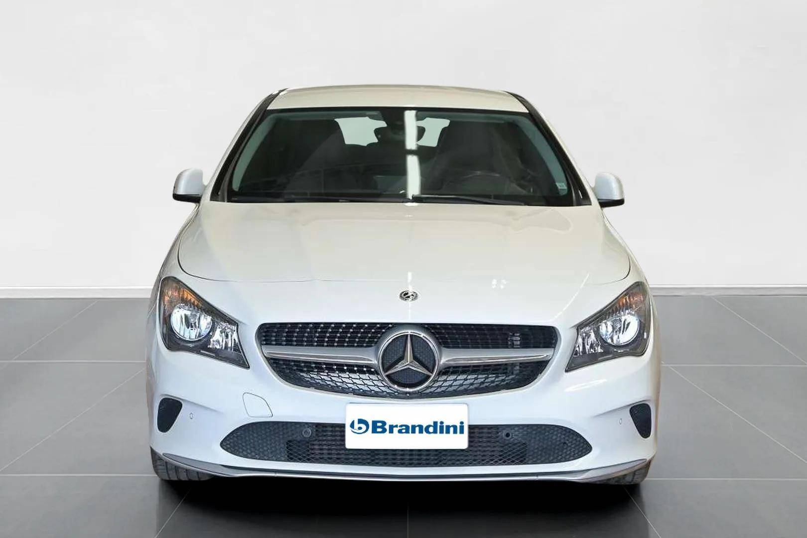 MERCEDES CLA - Foto 2