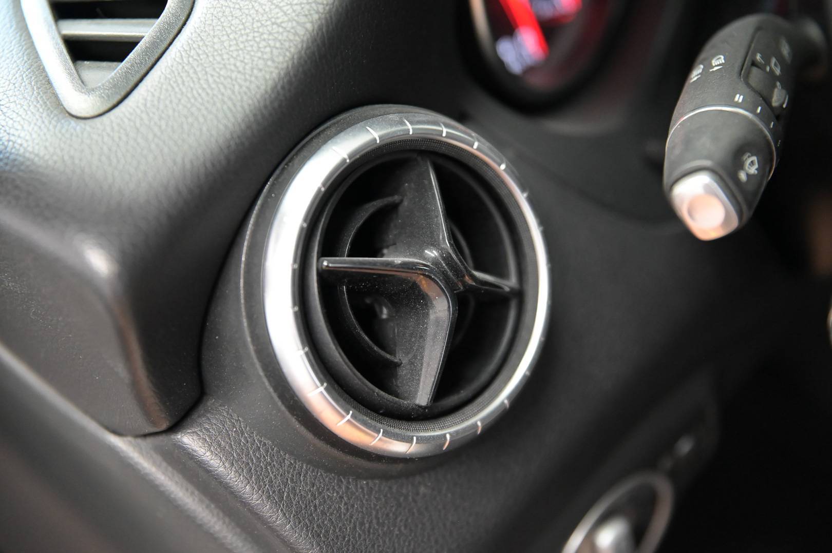 MERCEDES CLA - Foto 11