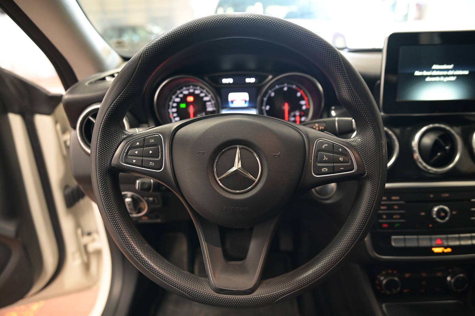 MERCEDES CLA - Foto 20