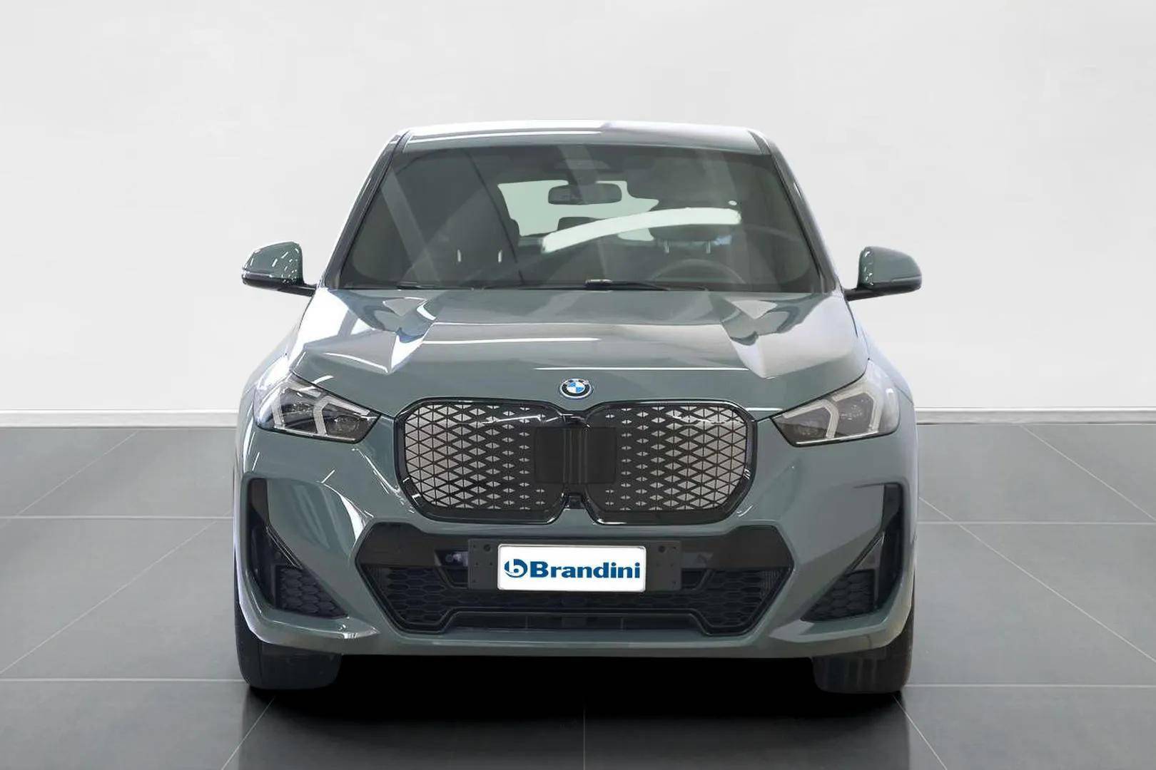 BMW iX1 - Foto 2