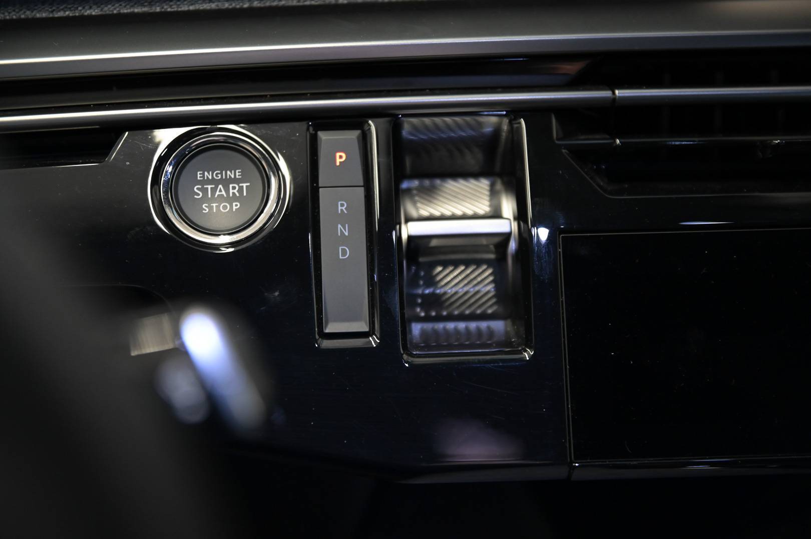 PEUGEOT 3008 - Foto 16