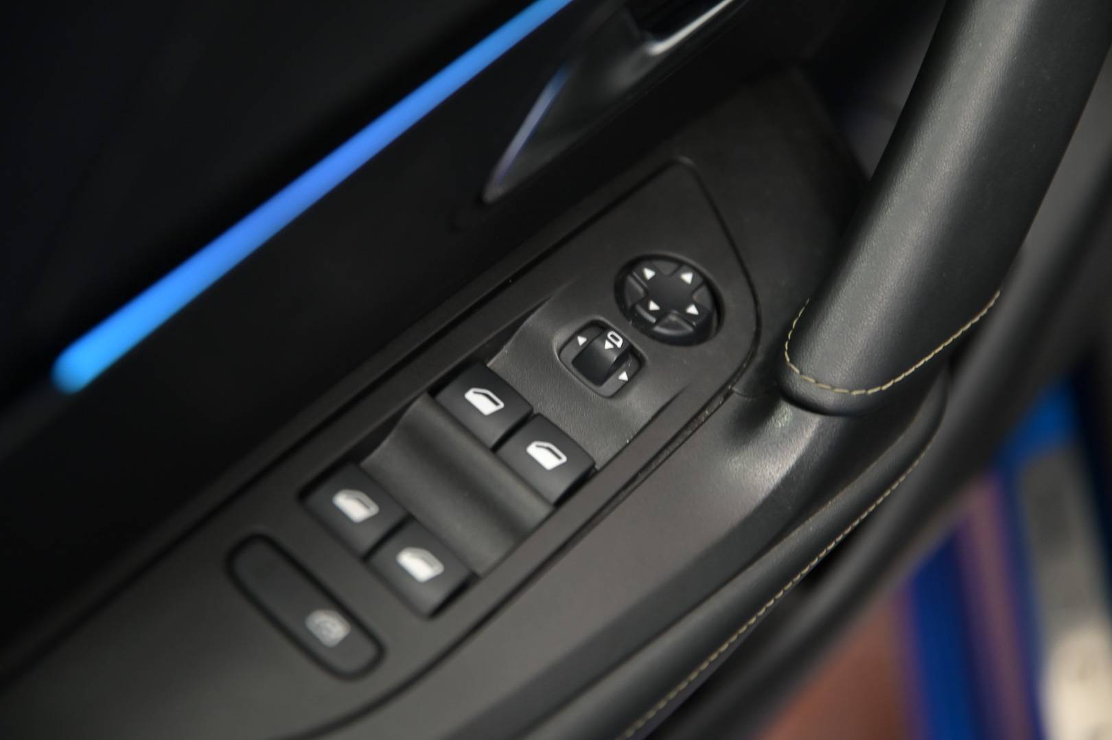 PEUGEOT 2008 - Foto 10