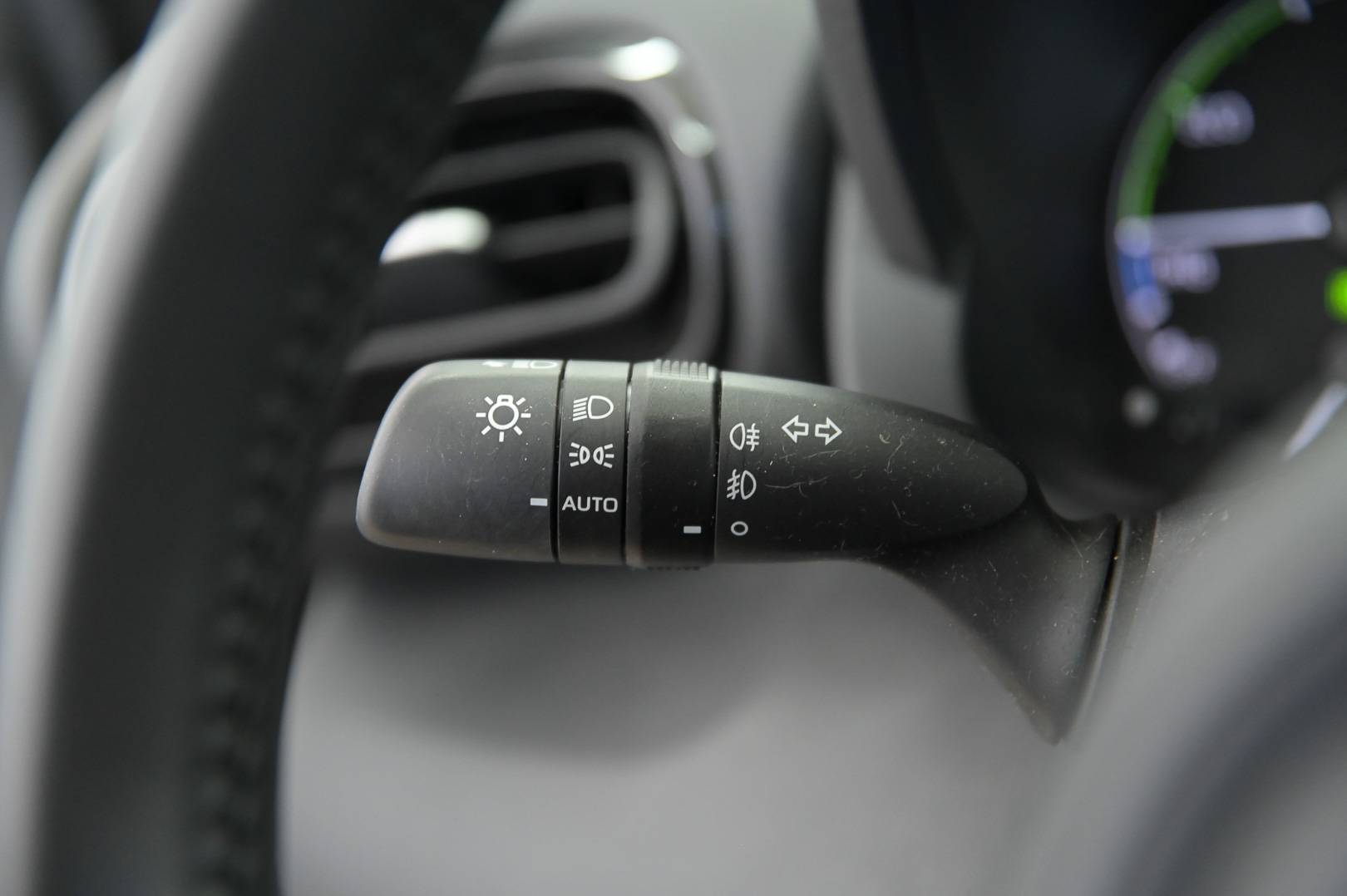 TOYOTA Yaris - Foto 19