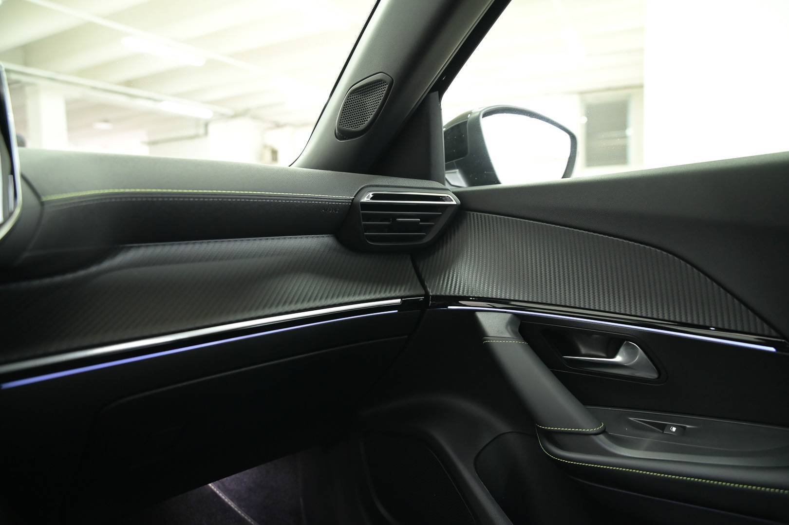 PEUGEOT 2008 - Foto 13