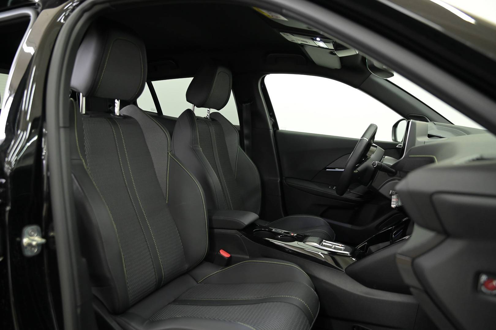 PEUGEOT 2008 - Foto 26