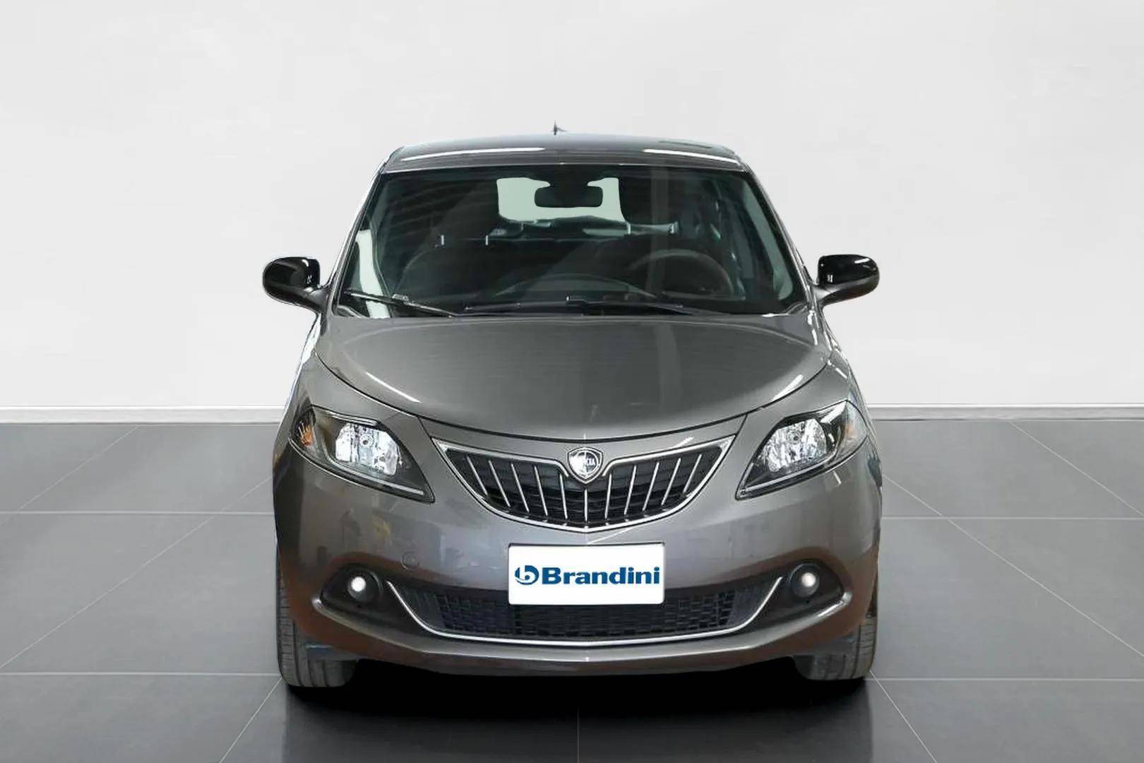 LANCIA Ypsilon - Foto 2