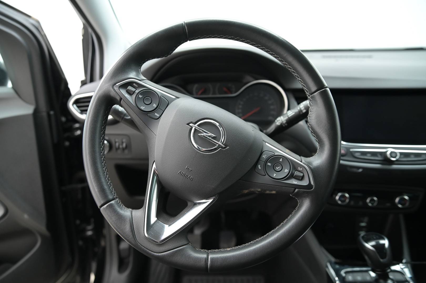OPEL Crossland - Foto 18