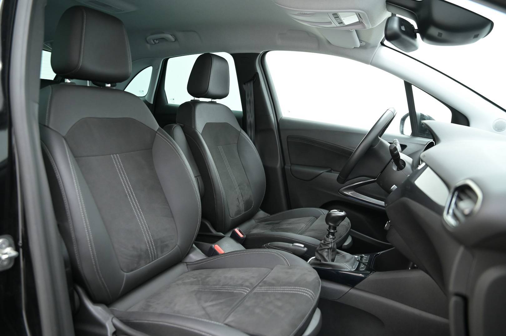 OPEL Crossland - Foto 27