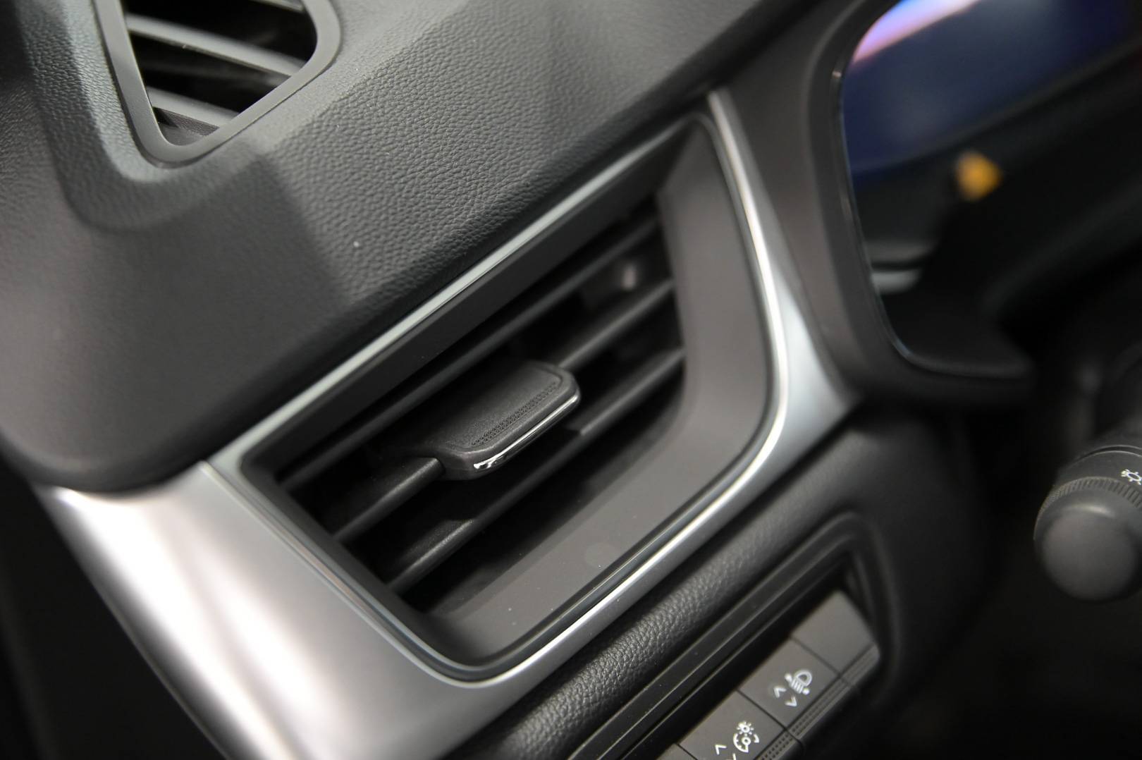 RENAULT Captur - Foto 12