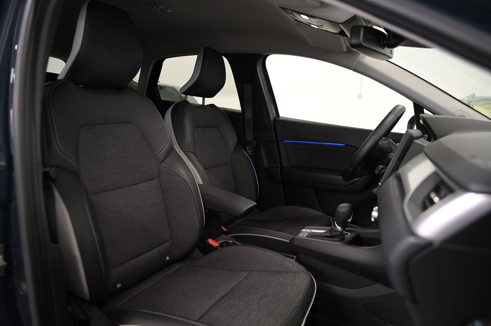 RENAULT Captur - Foto 28