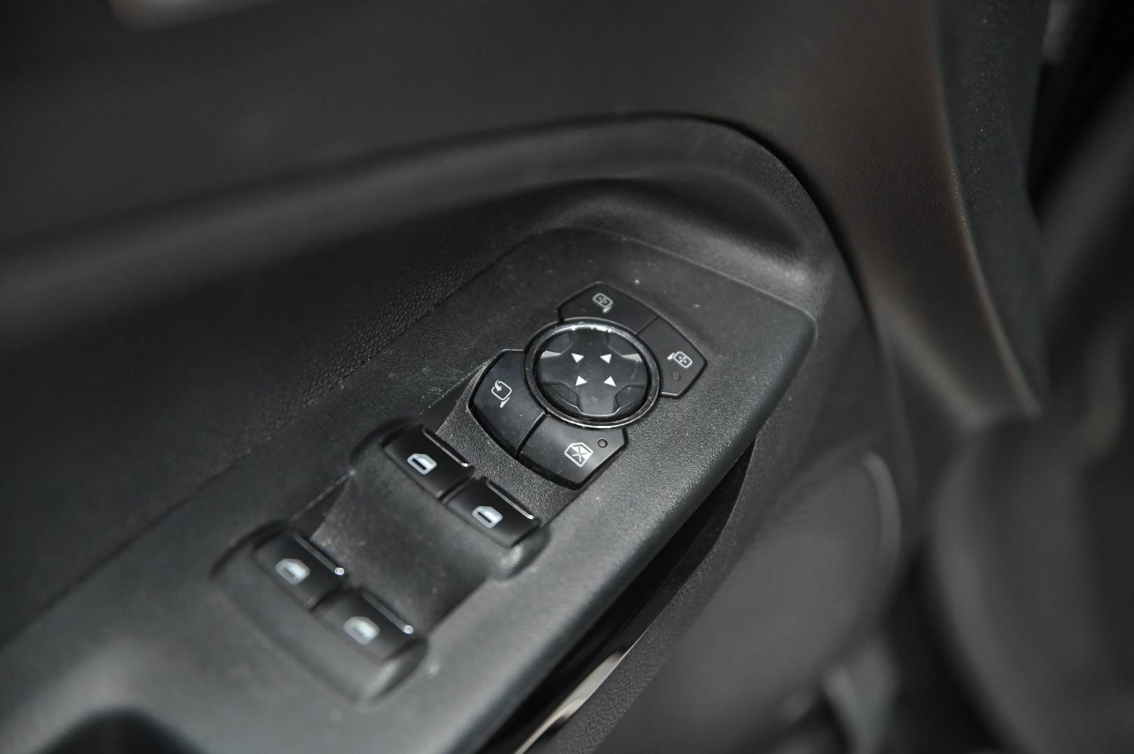 FORD EcoSport - Foto 10