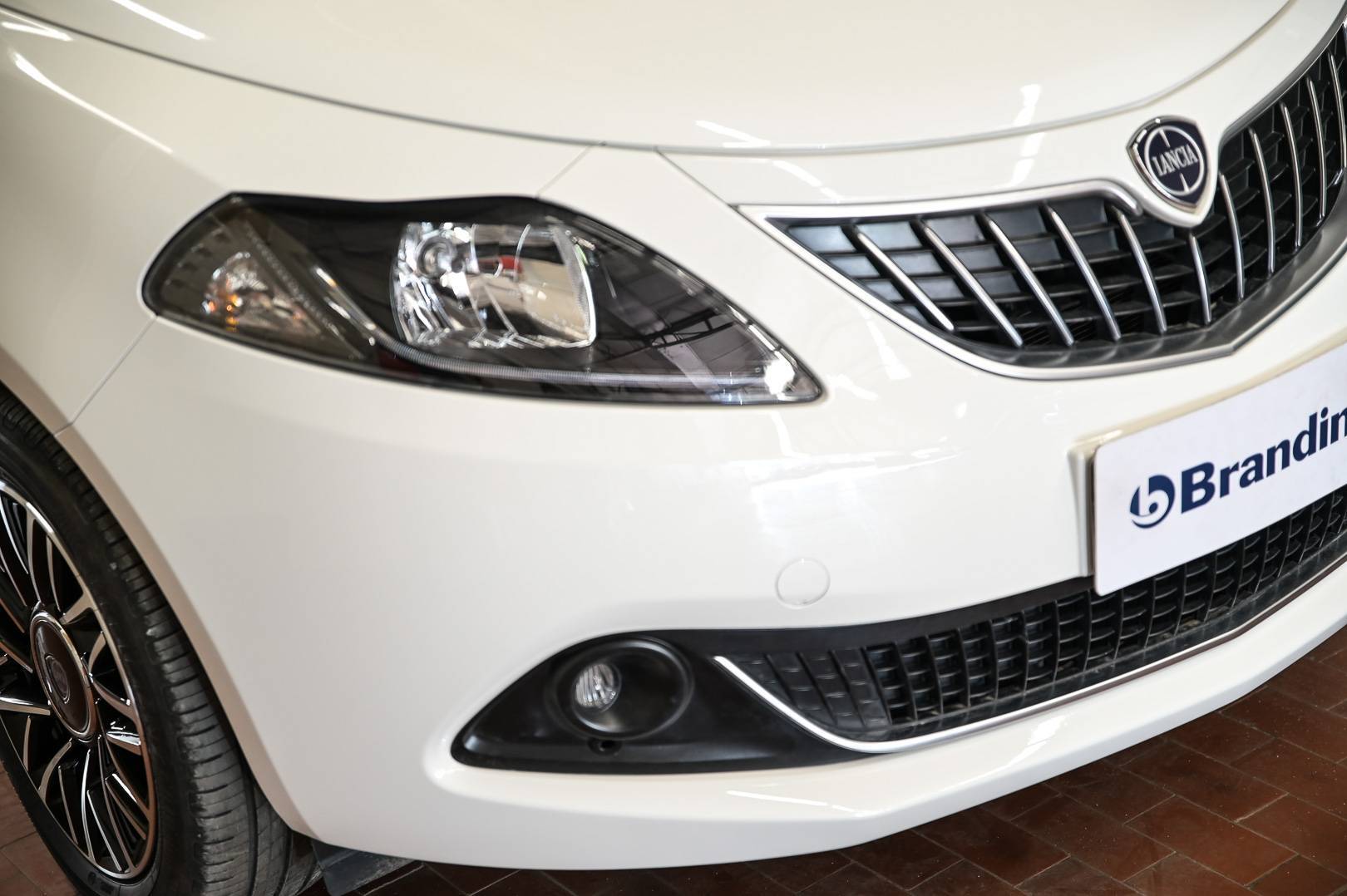 LANCIA Ypsilon - Foto 9