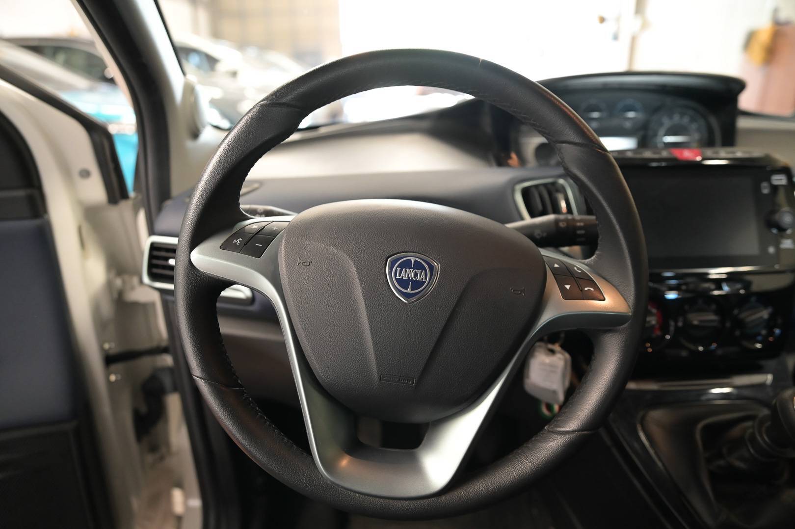 LANCIA Ypsilon - Foto 14