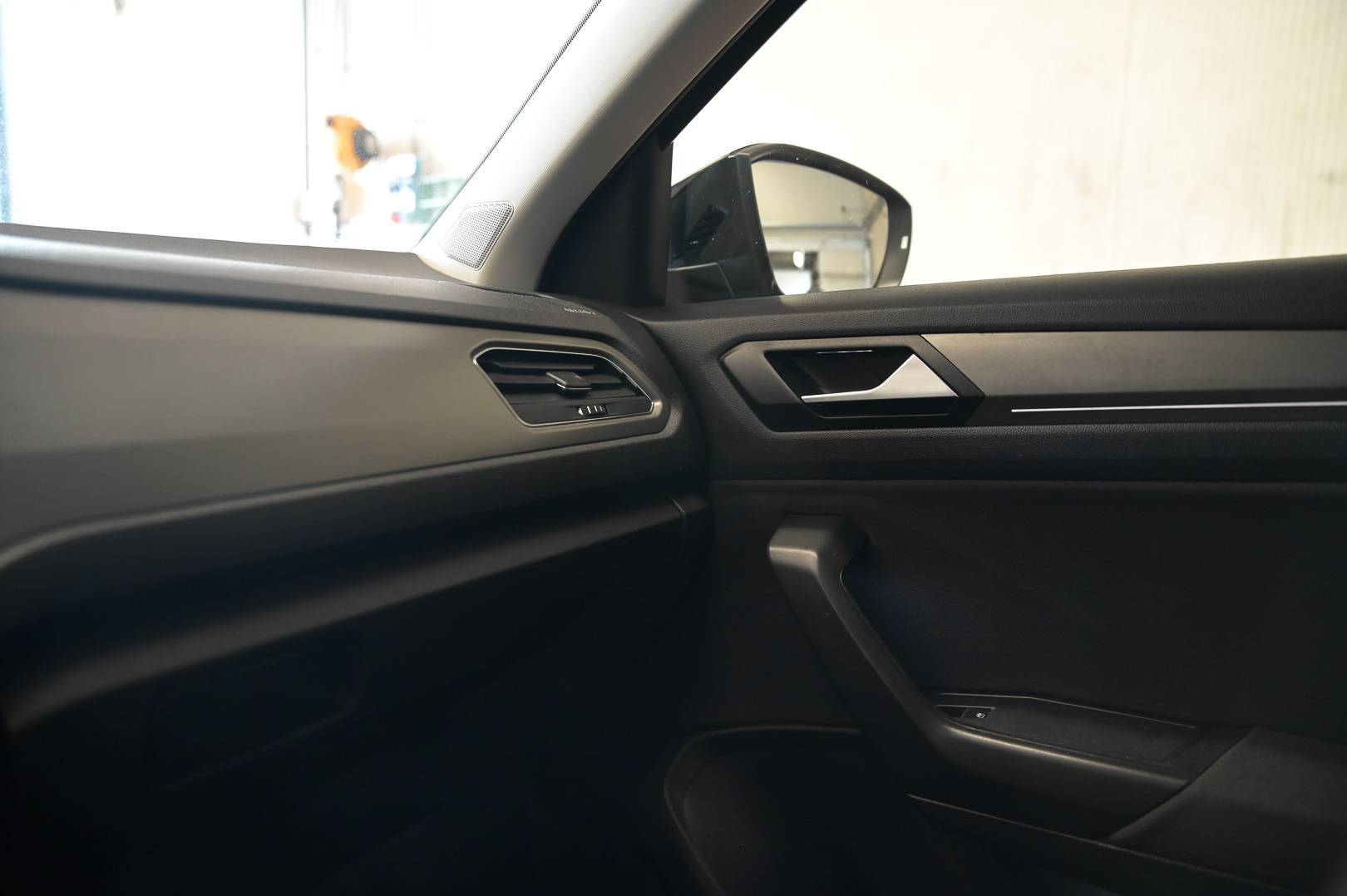 VOLKSWAGEN T-Roc - Foto 14