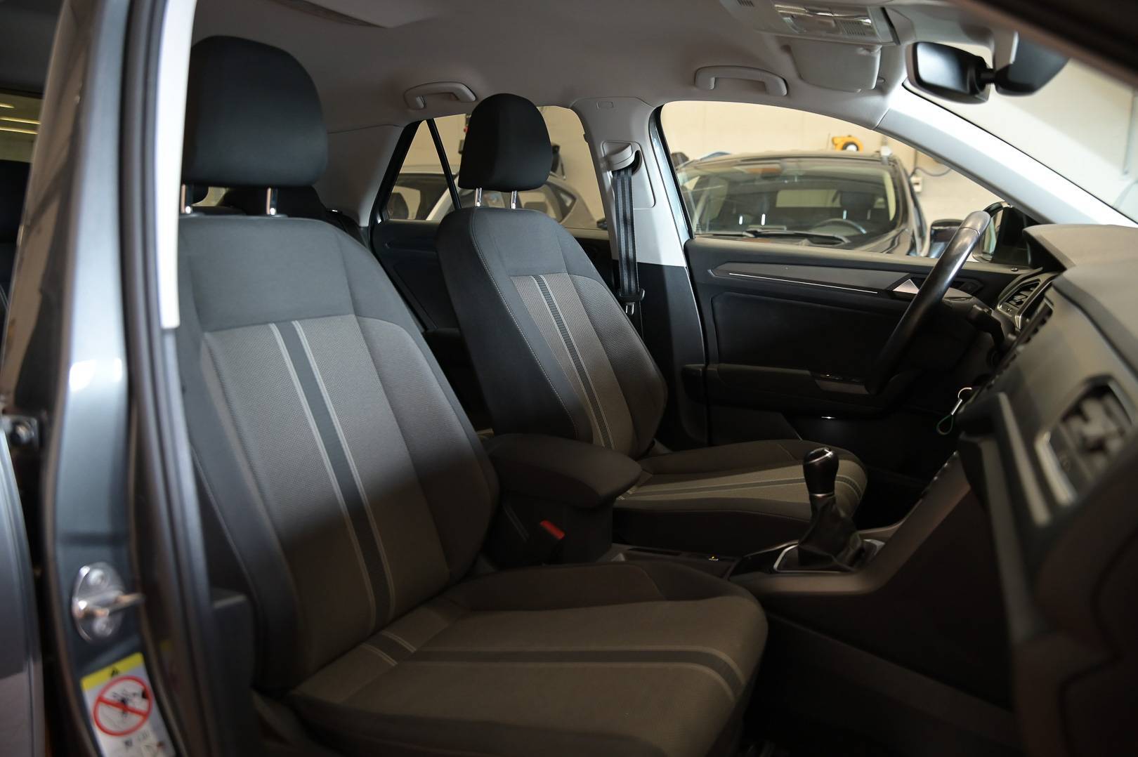 VOLKSWAGEN T-Roc - Foto 25