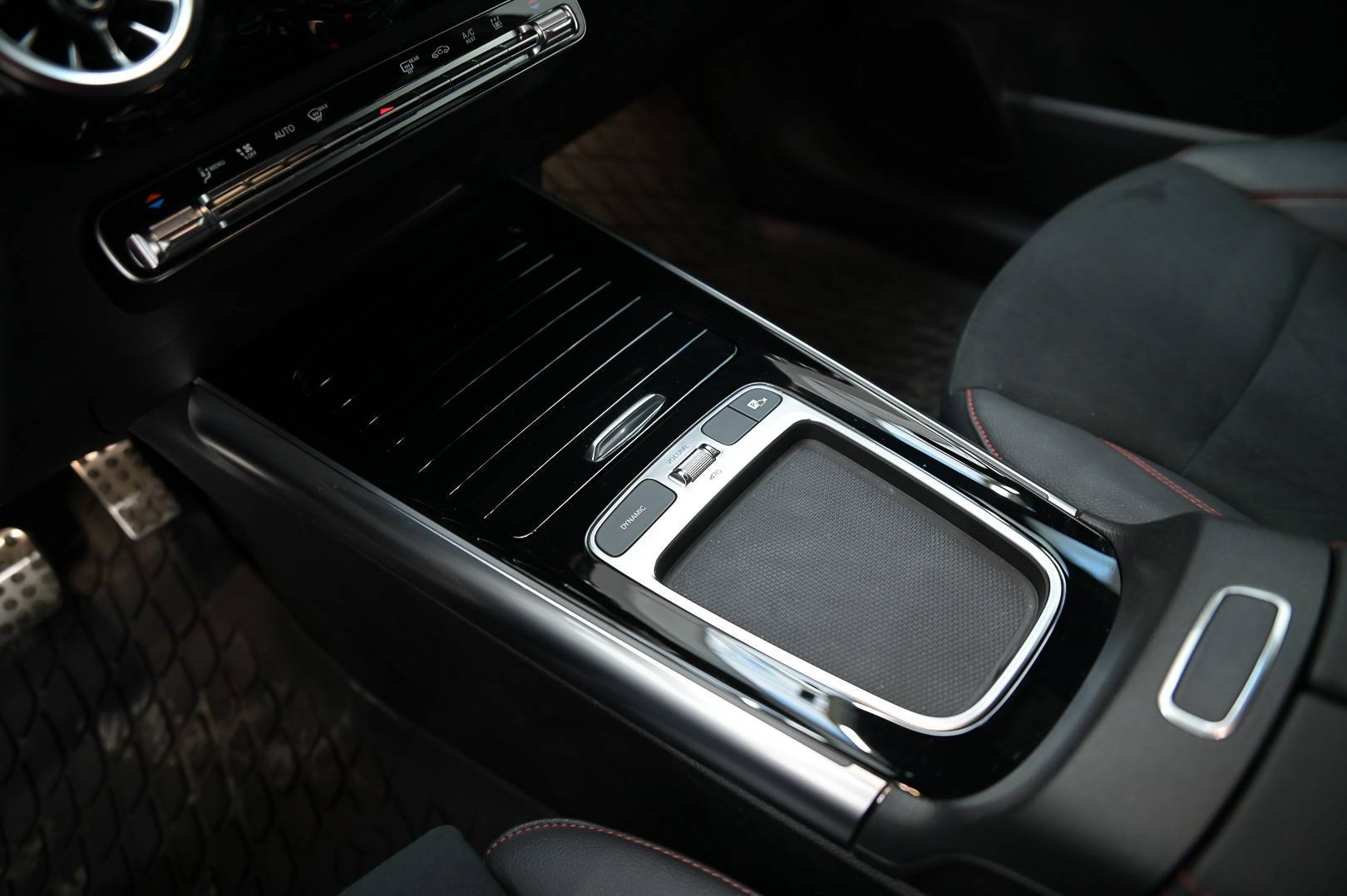 MERCEDES GLA - Foto 18