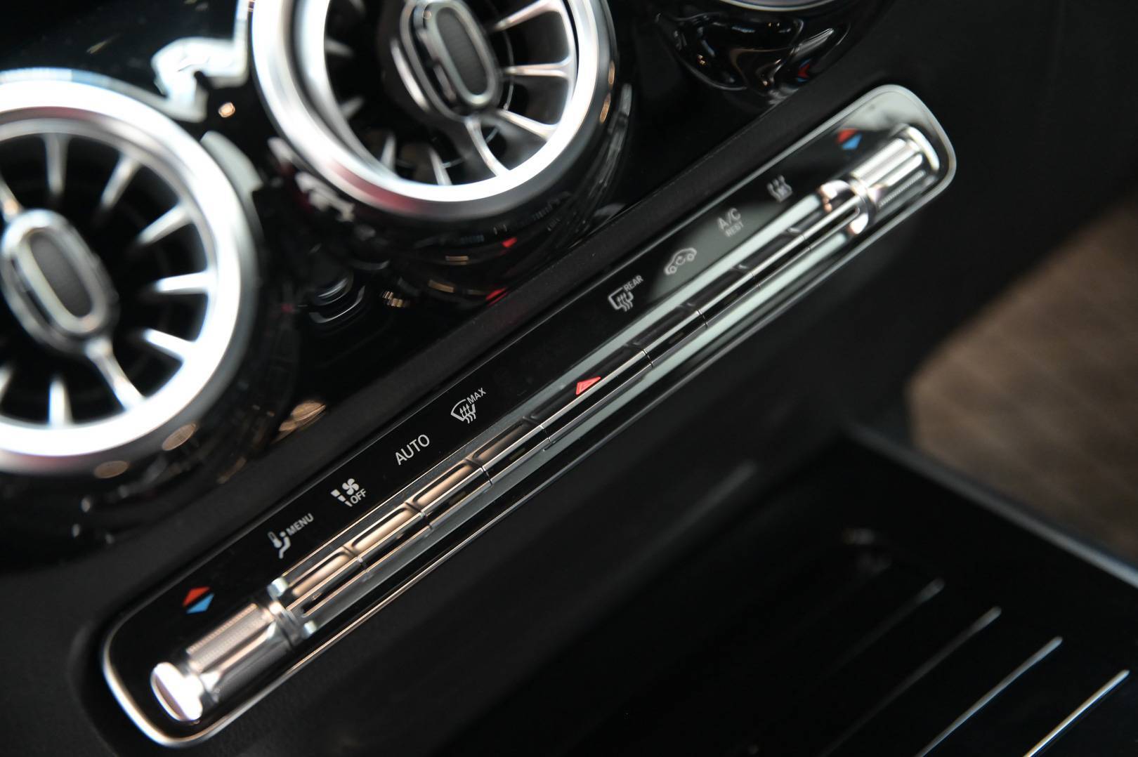 MERCEDES GLA - Foto 20