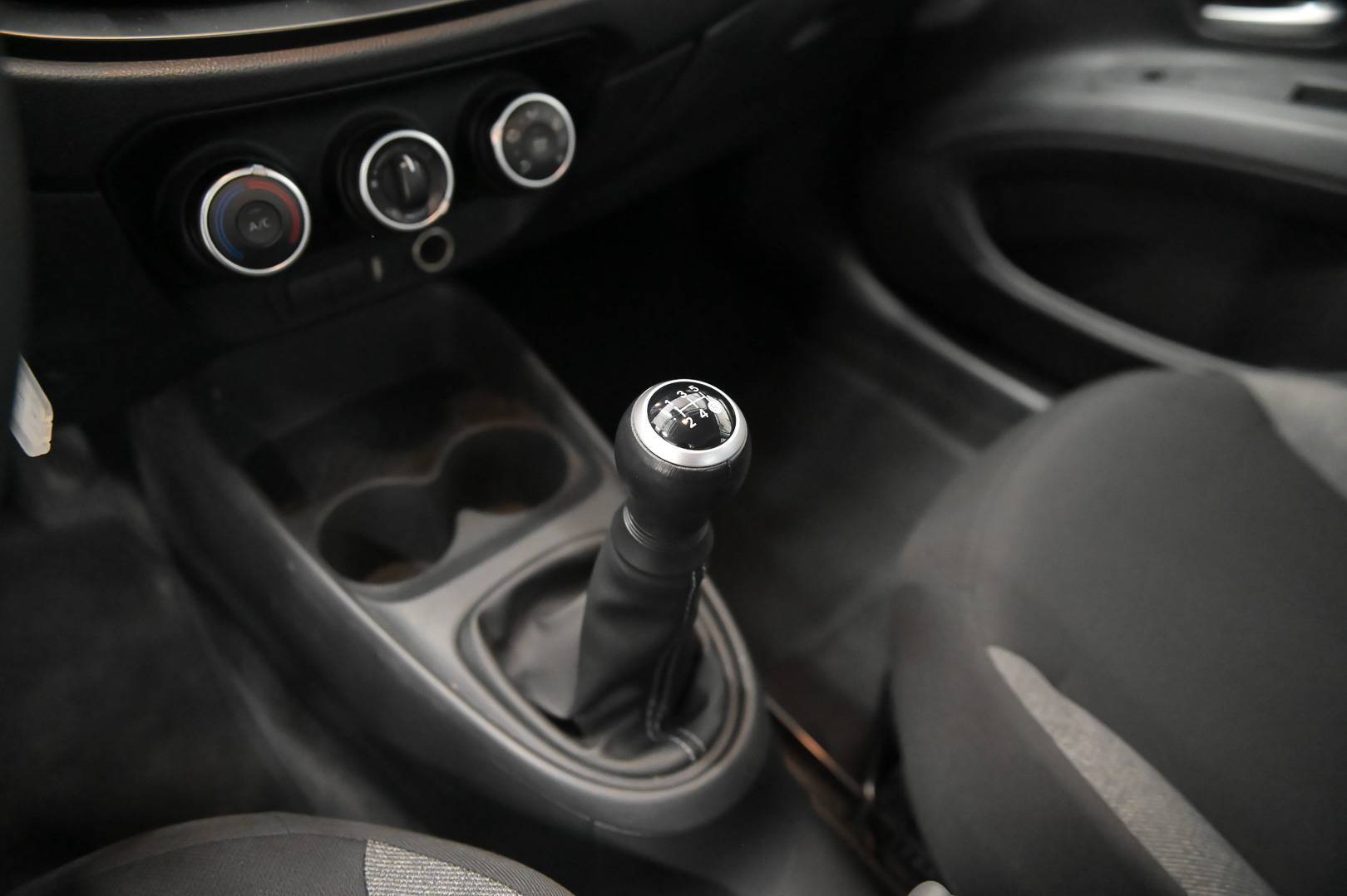 TOYOTA Aygo - Foto 13