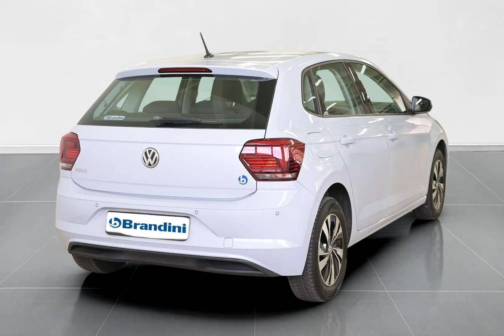 VOLKSWAGEN Polo - Foto 4