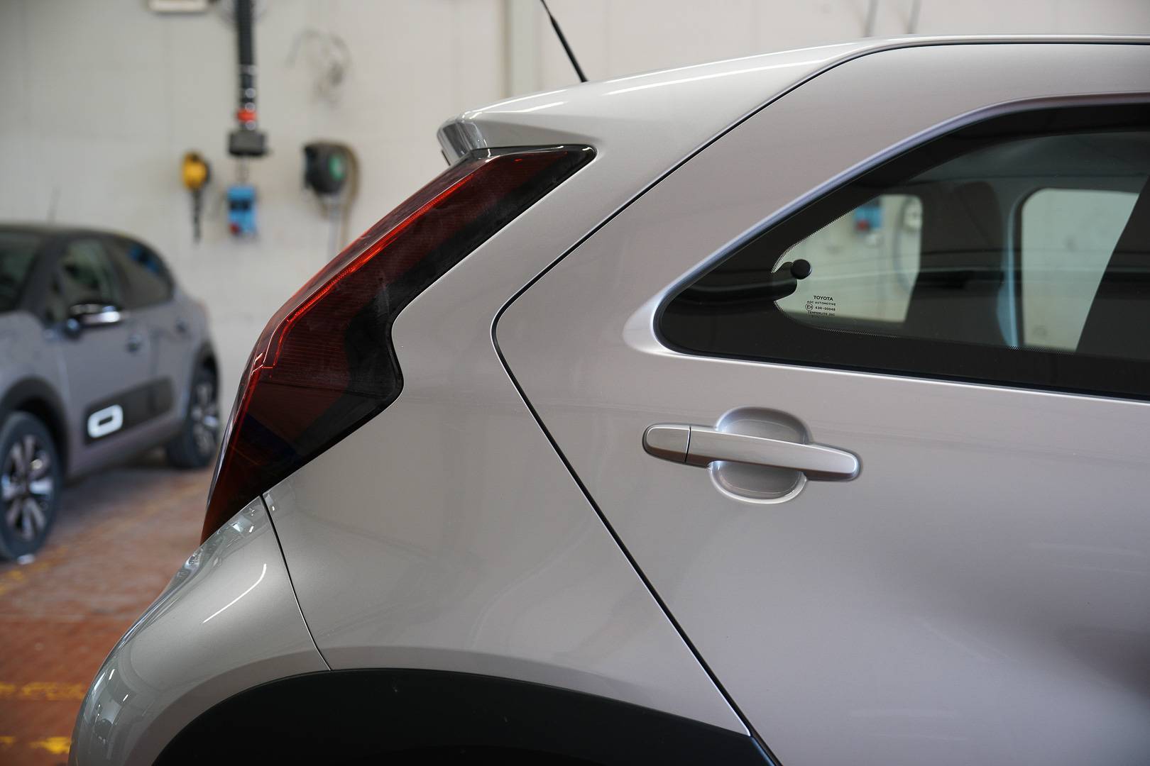 TOYOTA Aygo - Foto 6
