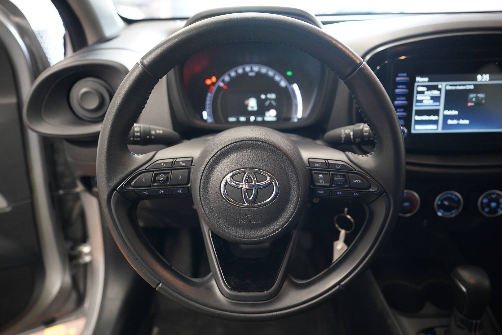 TOYOTA Aygo - Foto 11