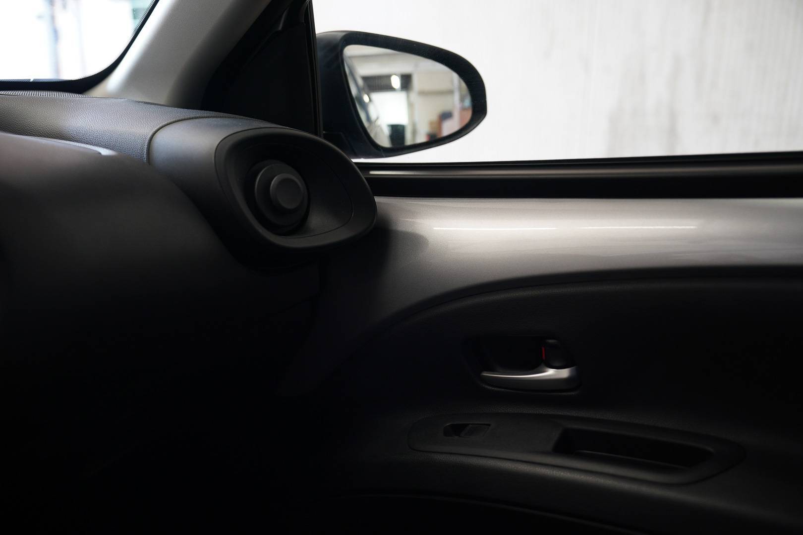 TOYOTA Aygo - Foto 19