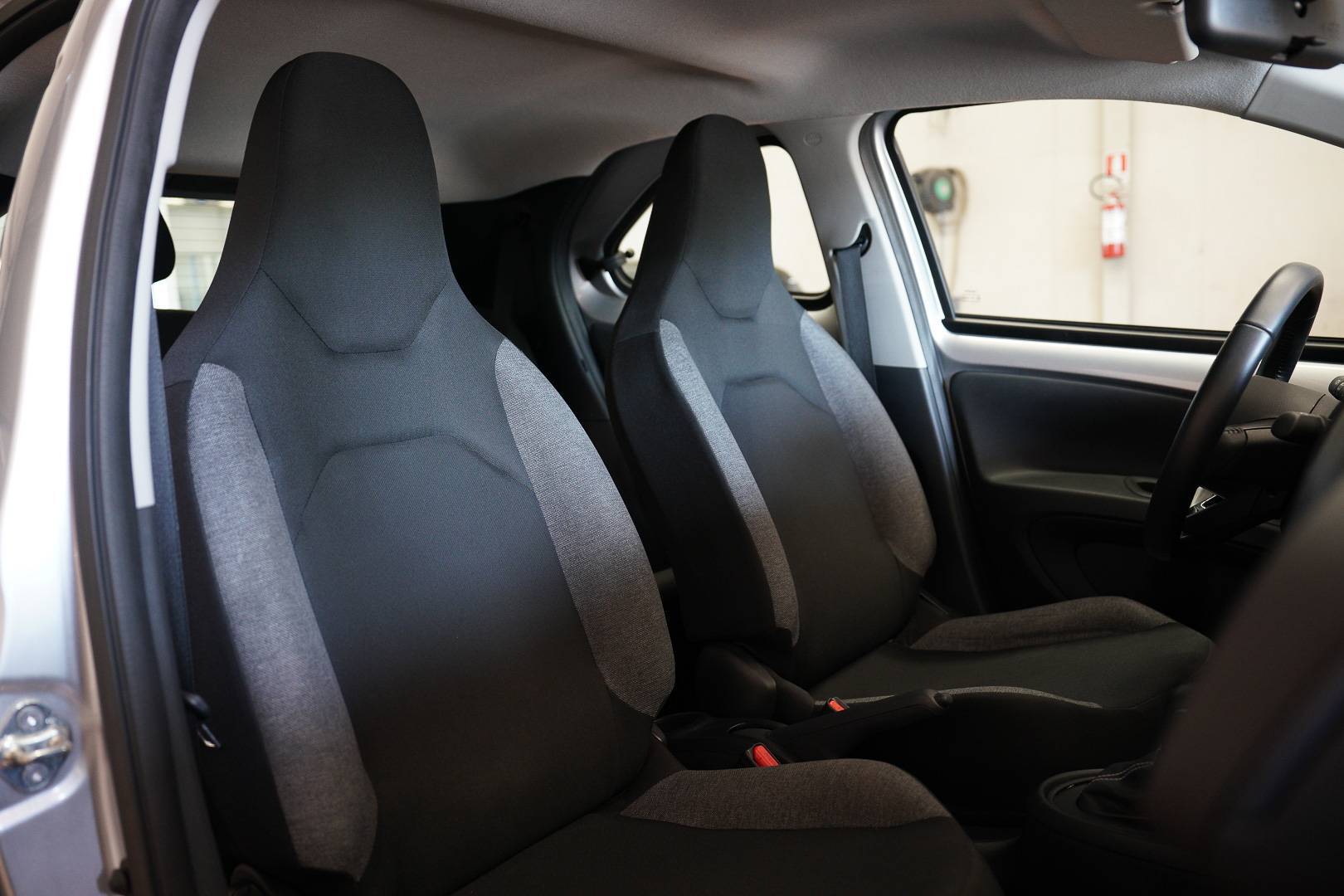 TOYOTA Aygo - Foto 20