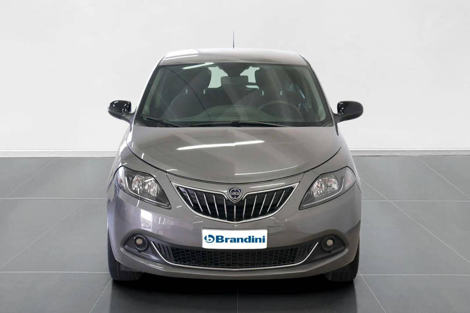 LANCIA Ypsilon - Foto 2