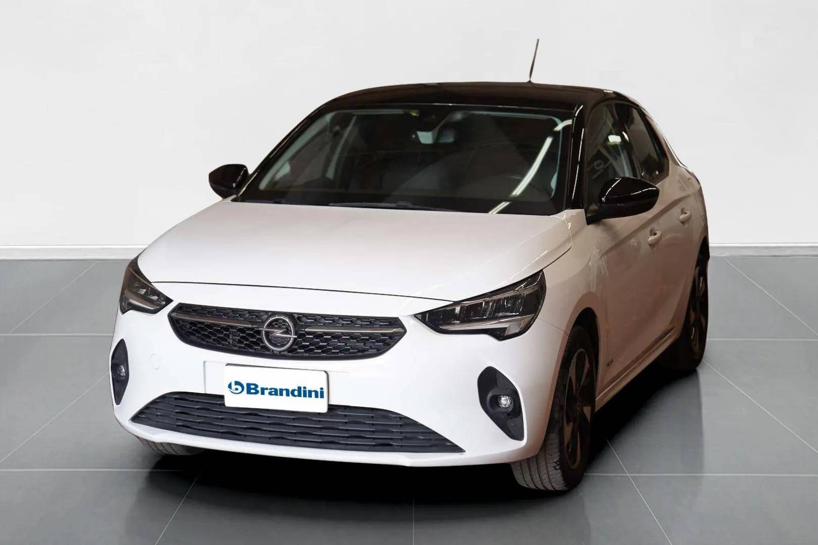 OPEL Corsa - Foto 1