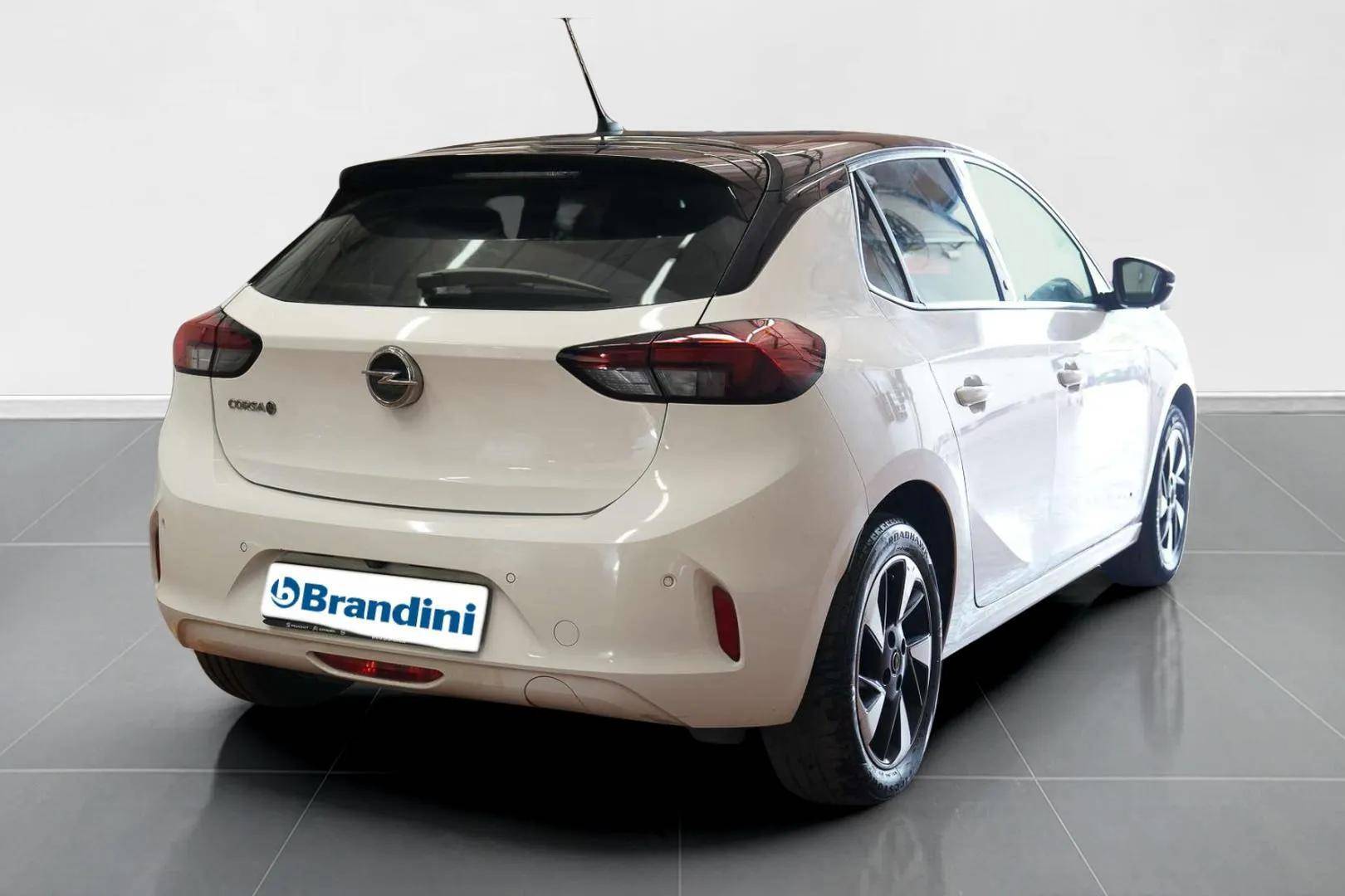 OPEL Corsa - Foto 8