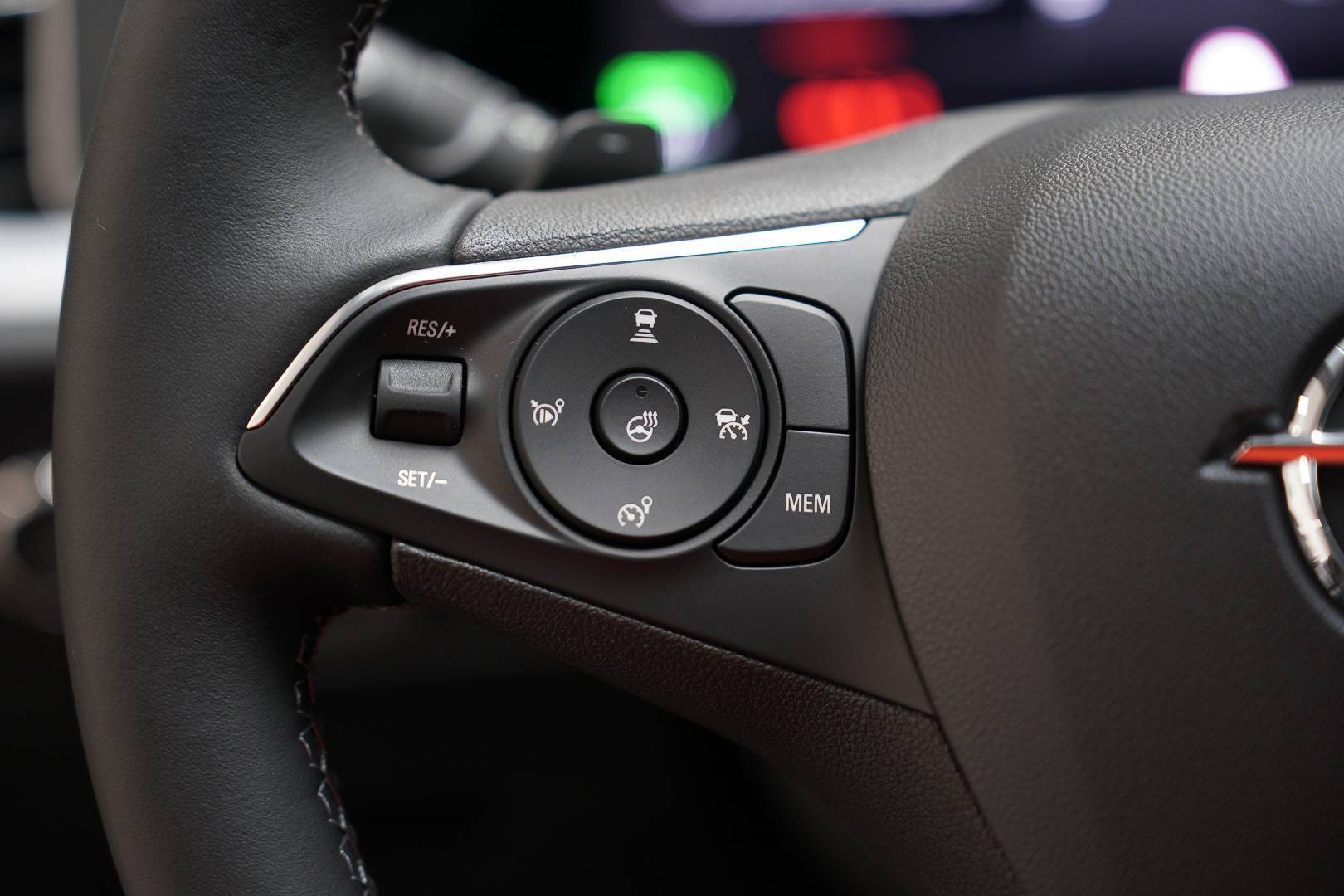 OPEL Grandland - Foto 11