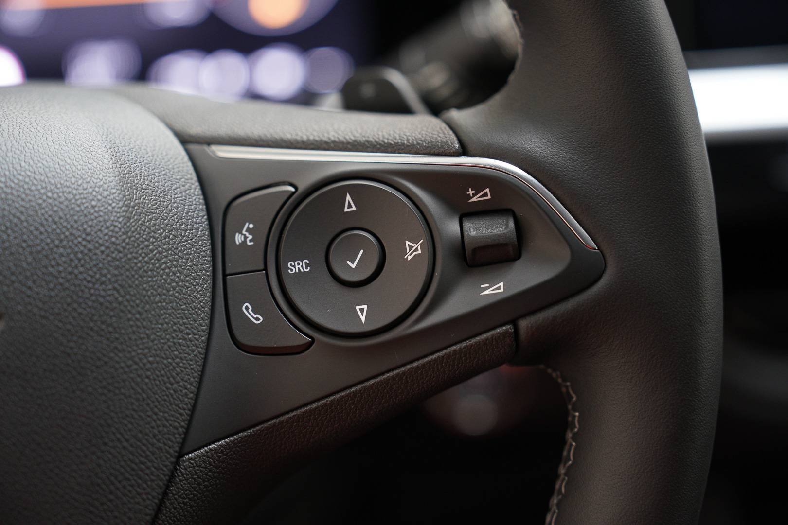 OPEL Grandland - Foto 12