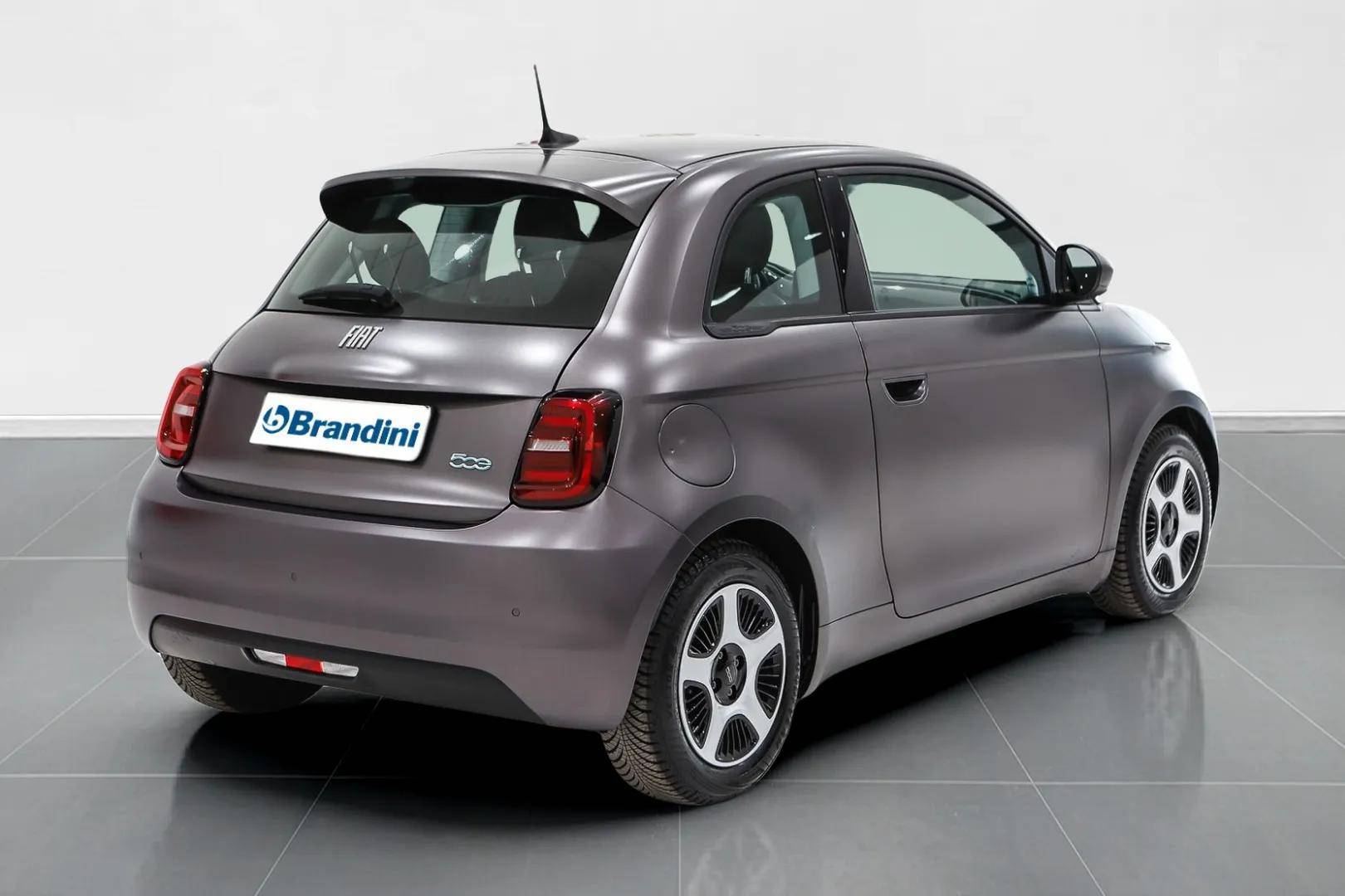 FIAT 500e - Foto 8