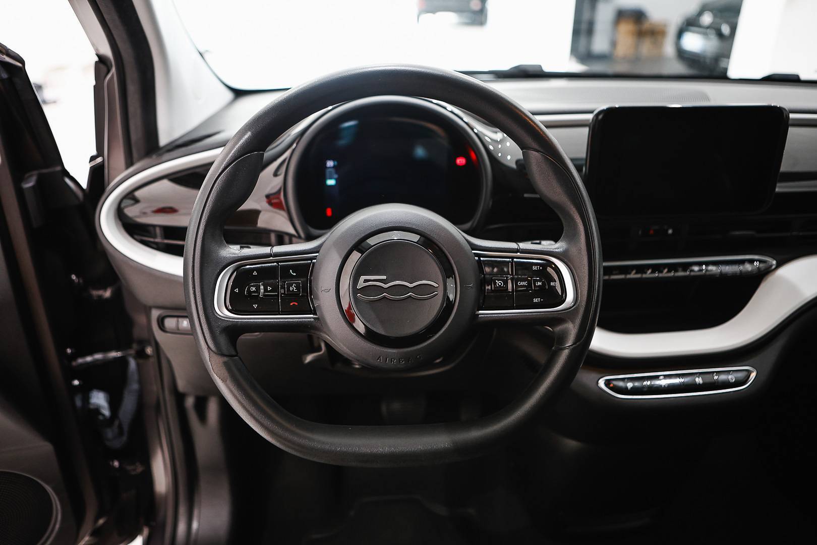 FIAT 500e - Foto 11