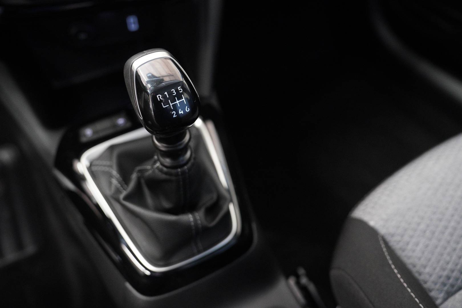 OPEL Corsa - Foto 19