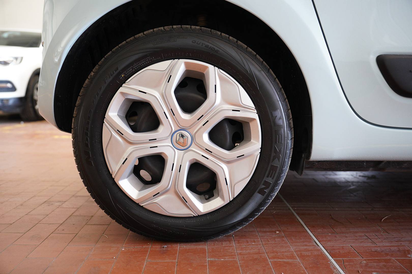 RENAULT Twingo - Foto 6