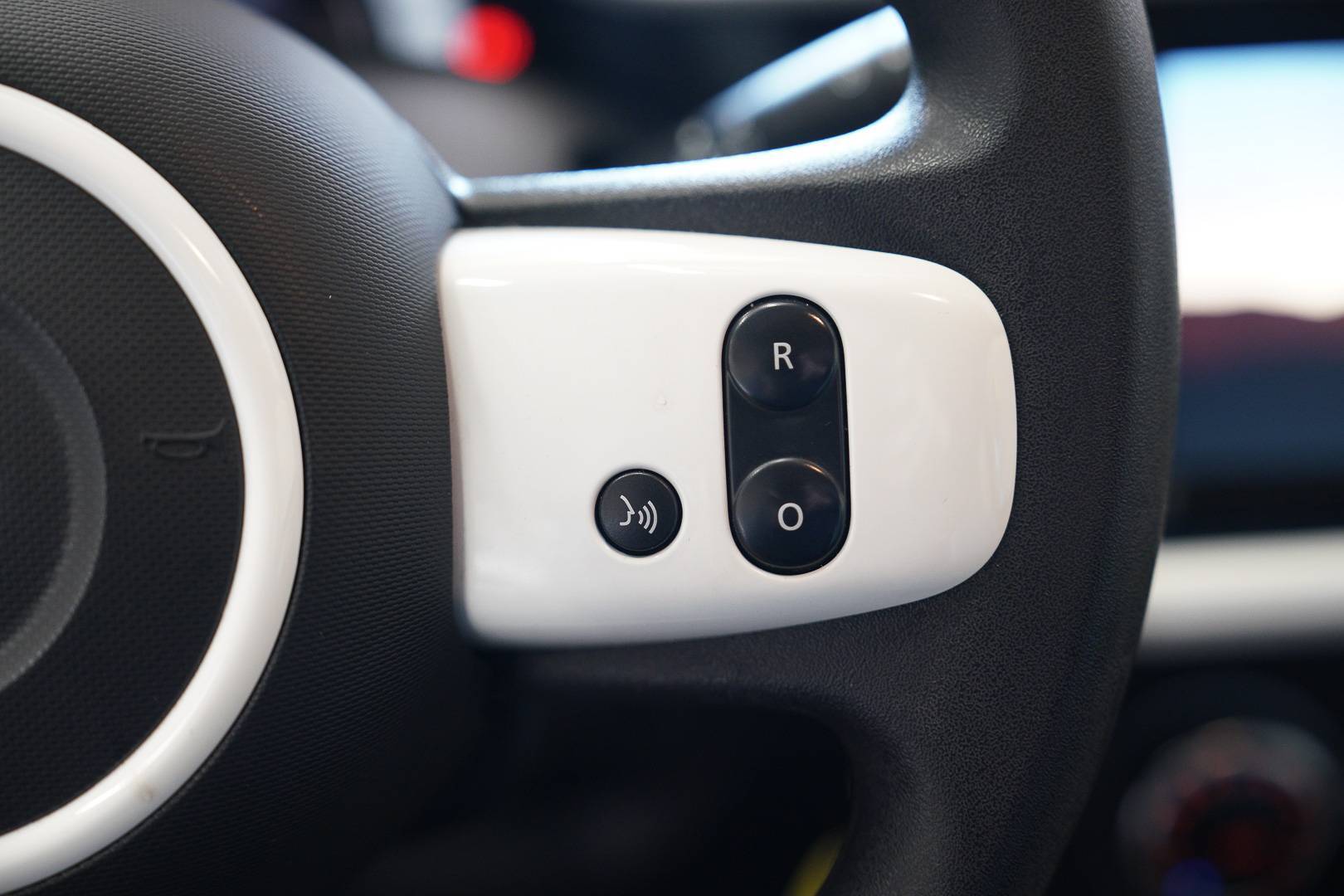 RENAULT Twingo - Foto 11