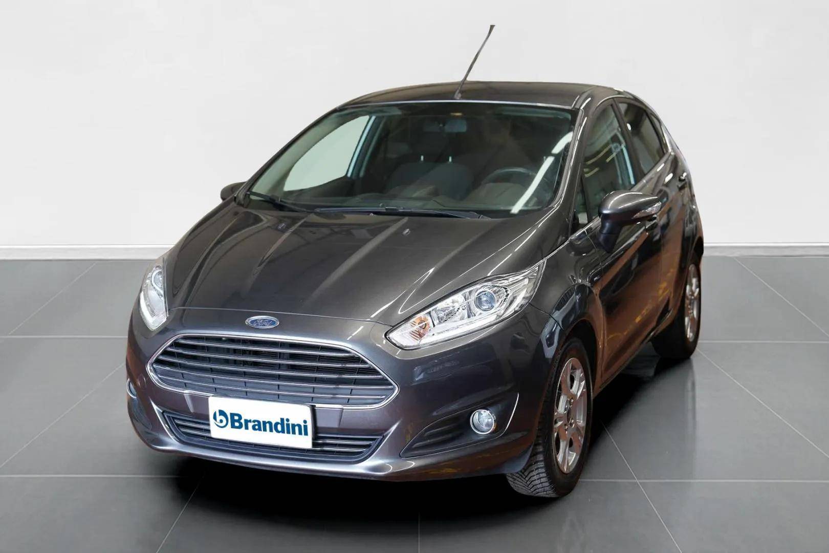 FORD Fiesta - Foto 1