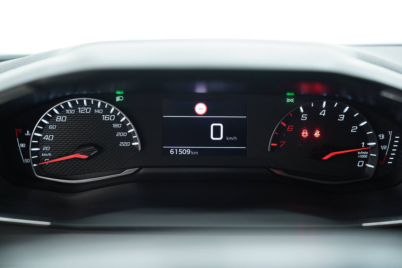 PEUGEOT 2008 - Foto 14