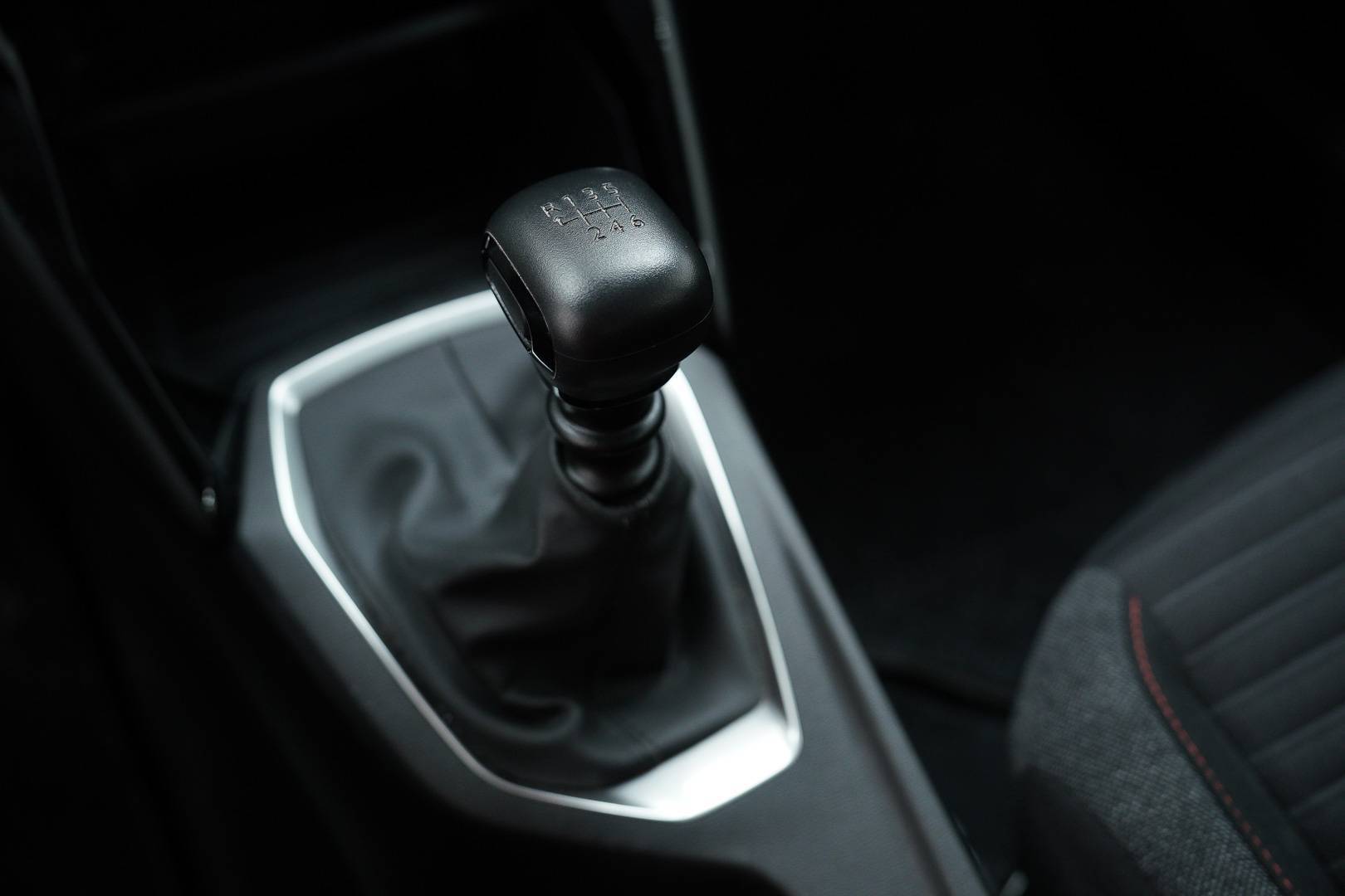 PEUGEOT 2008 - Foto 18