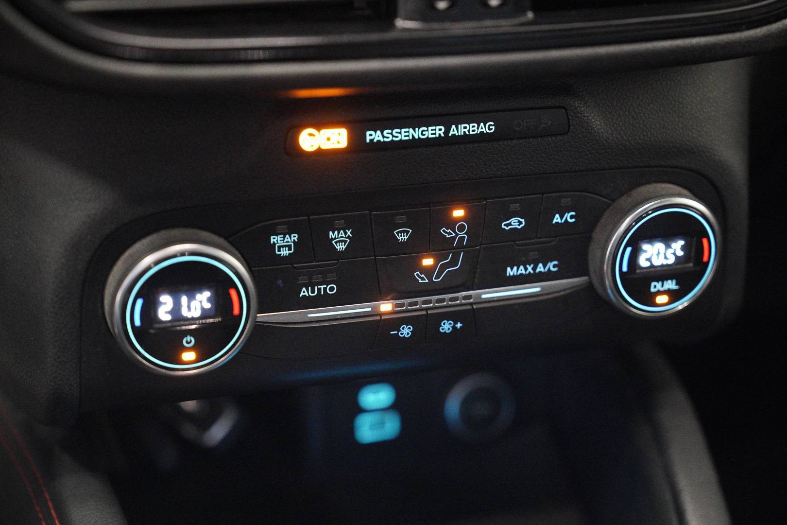 FORD Kuga - Foto 17