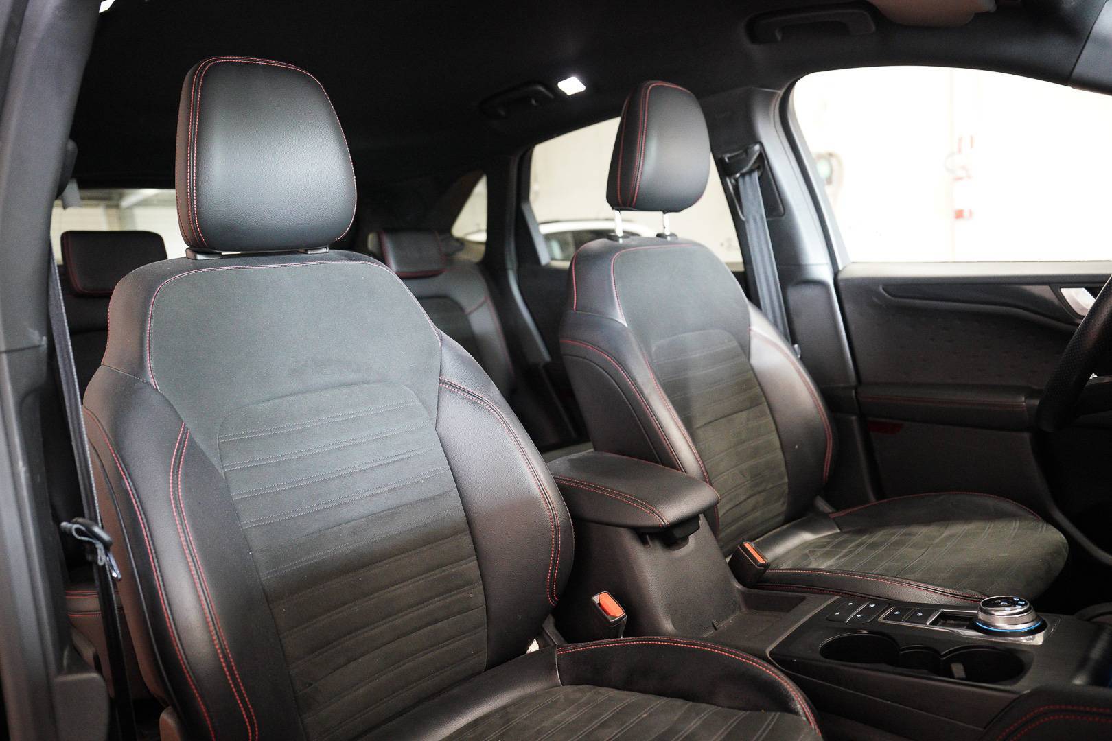 FORD Kuga - Foto 22