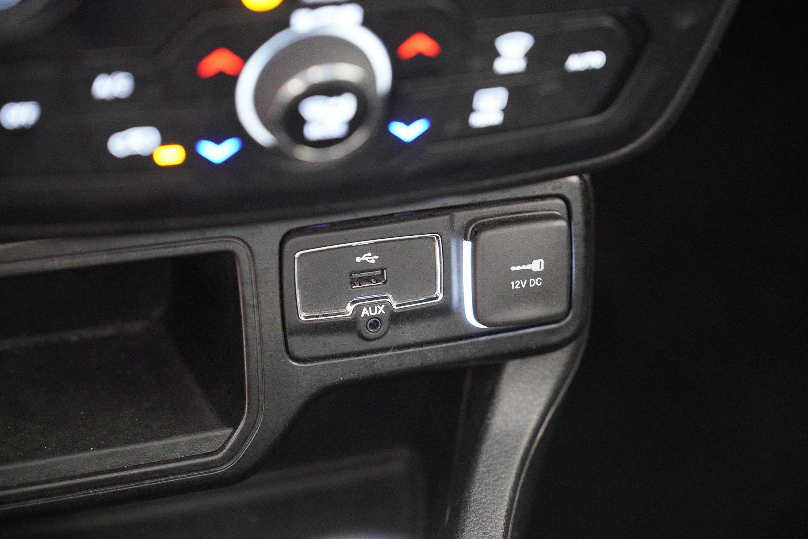 JEEP Renegade - Foto 17