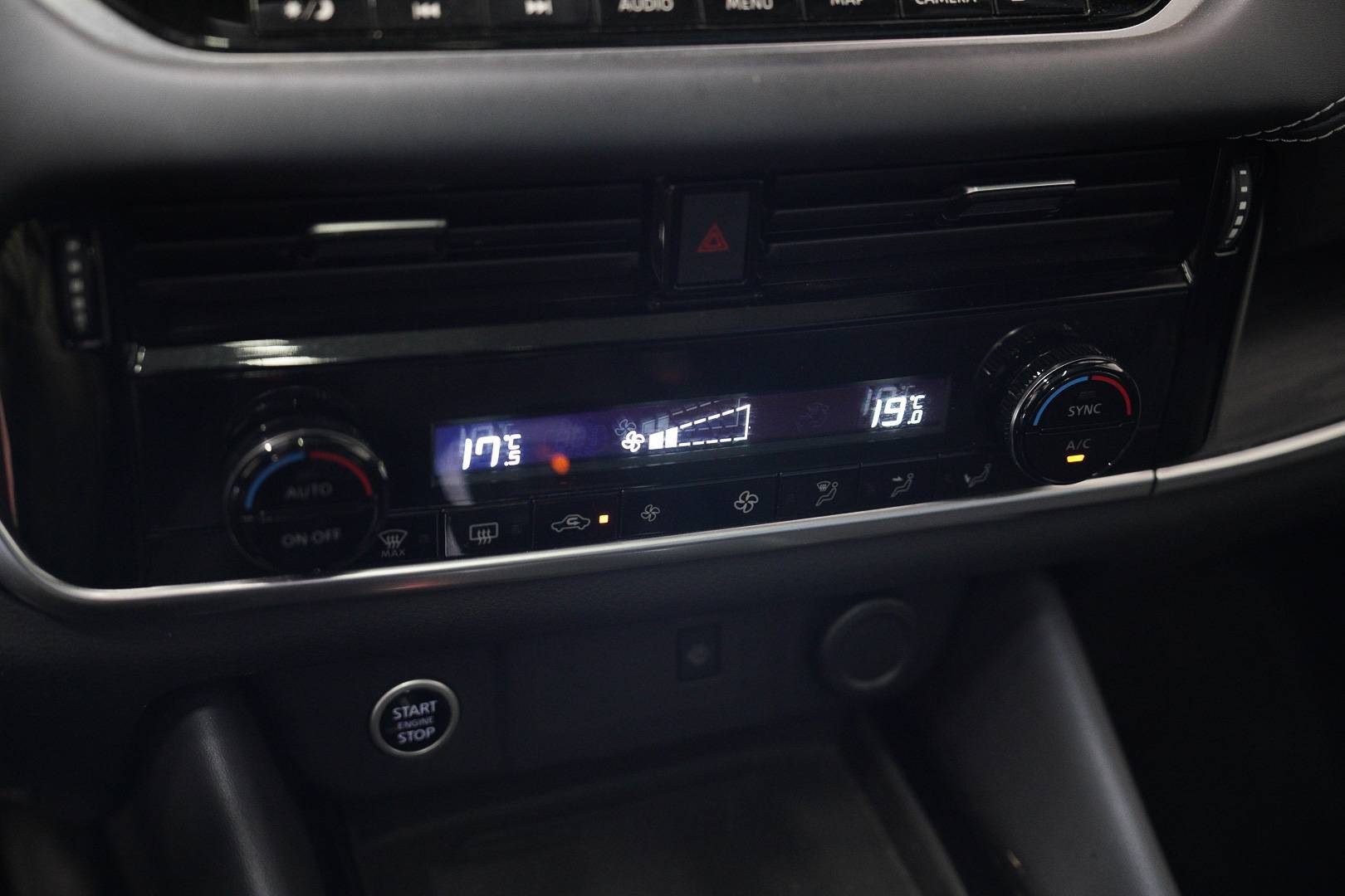 NISSAN Qashqai - Foto 17