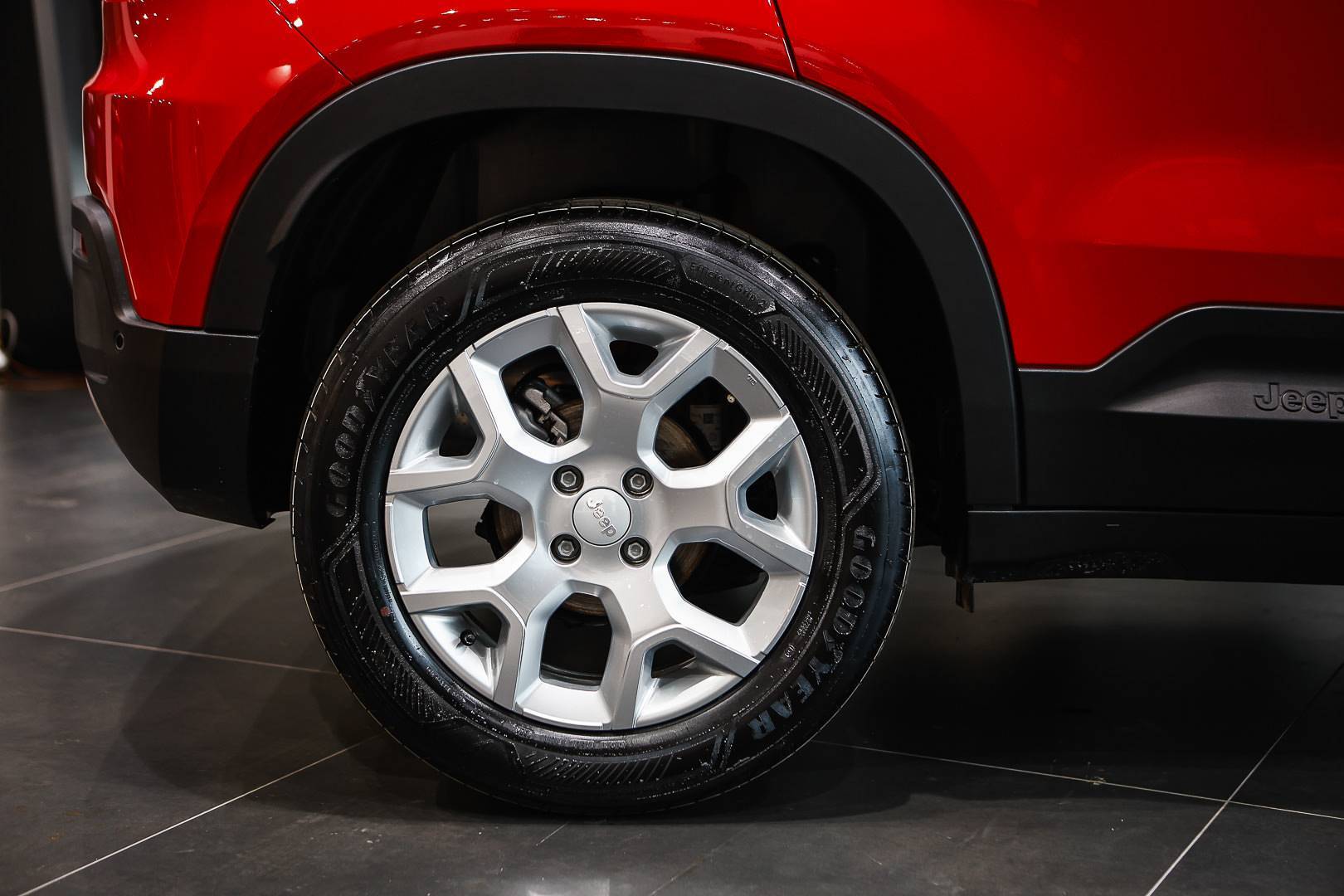 JEEP Avenger - Foto 7