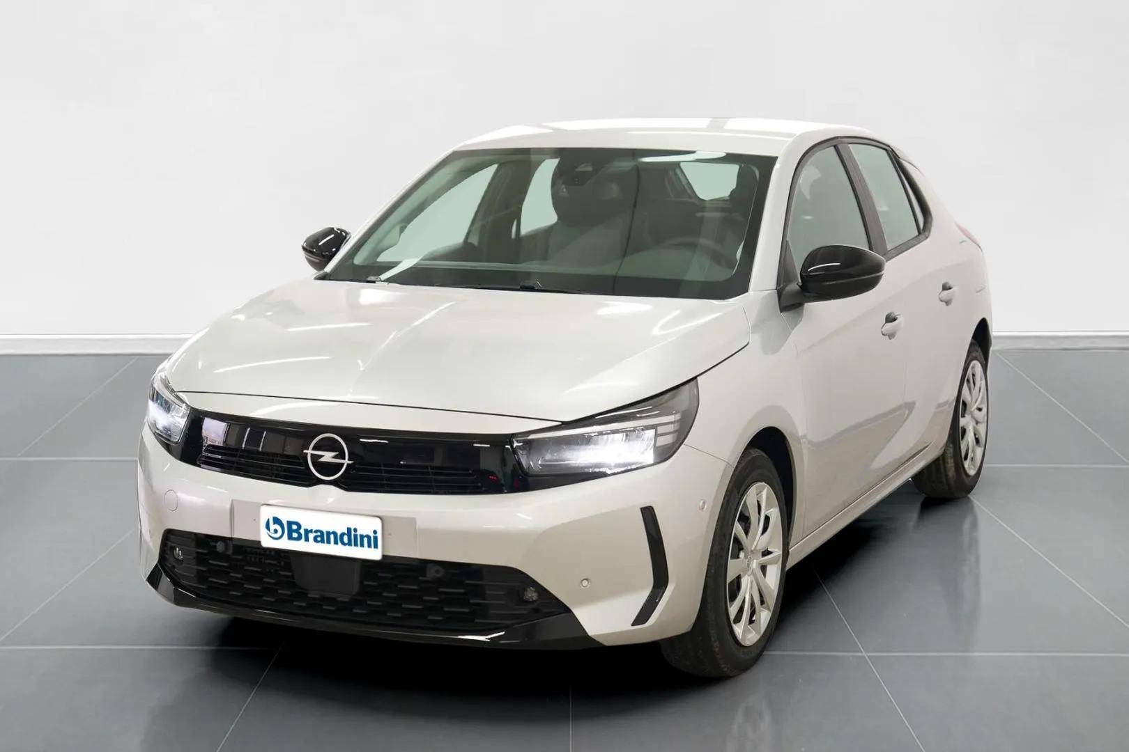 OPEL Corsa - Foto 1