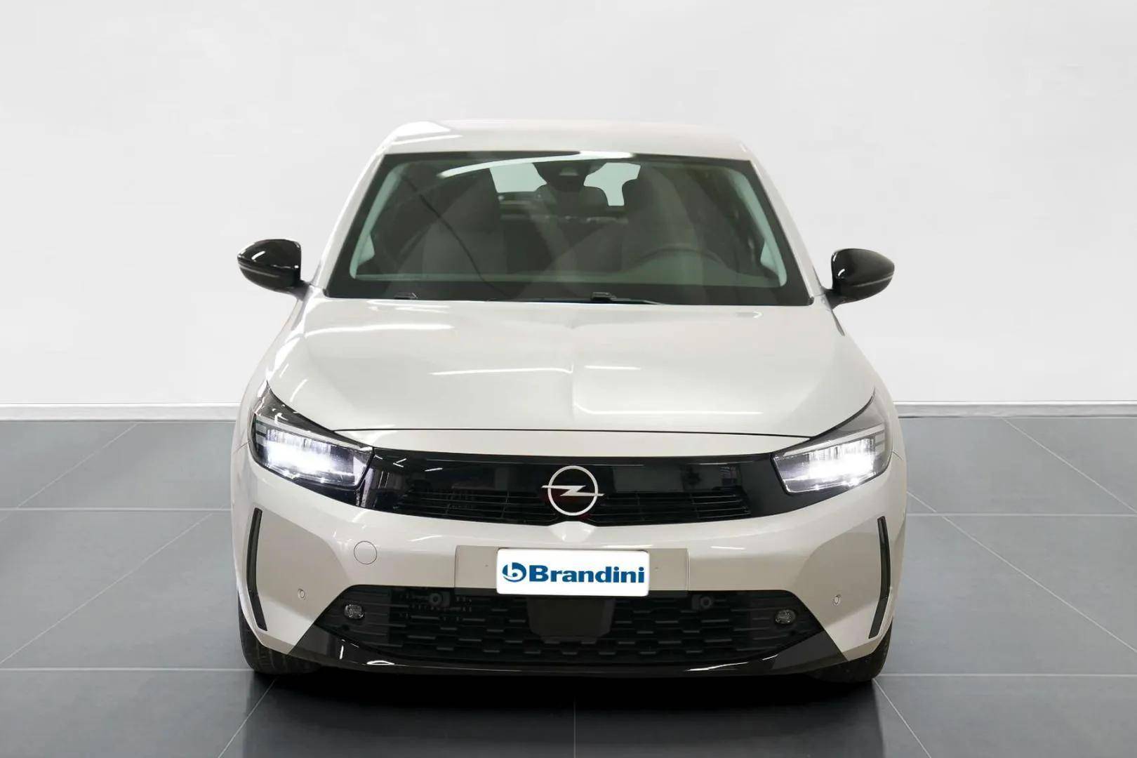 OPEL Corsa - Foto 2
