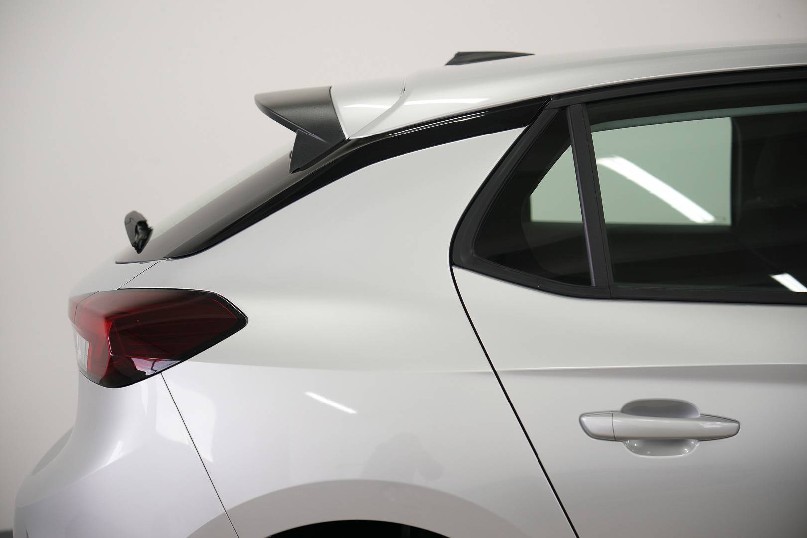 OPEL Corsa - Foto 6