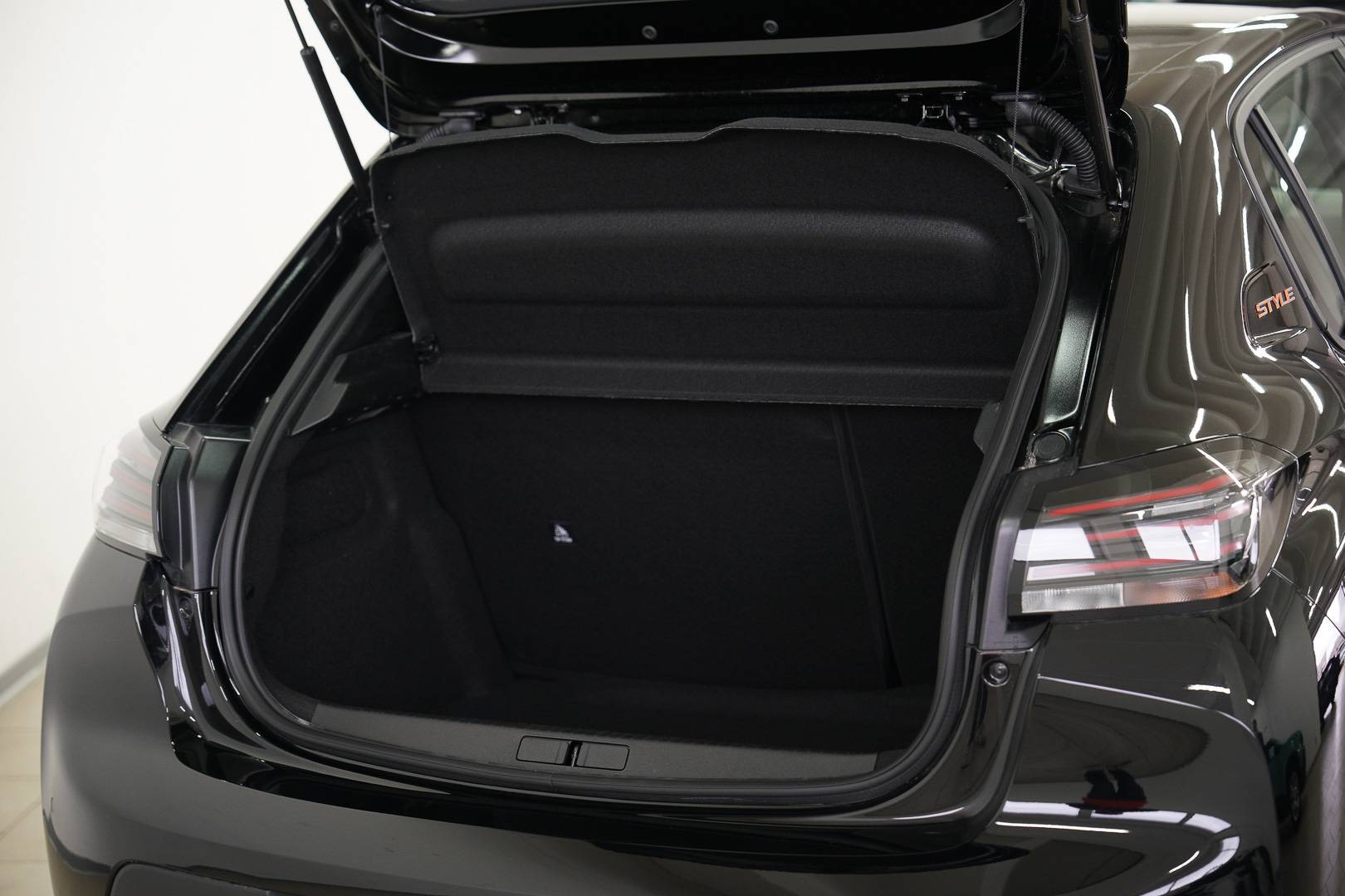 PEUGEOT 208 - Foto 9